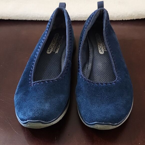 Skechers Women's 8 Navy Suede Slip Ons - Picture 3 of 5